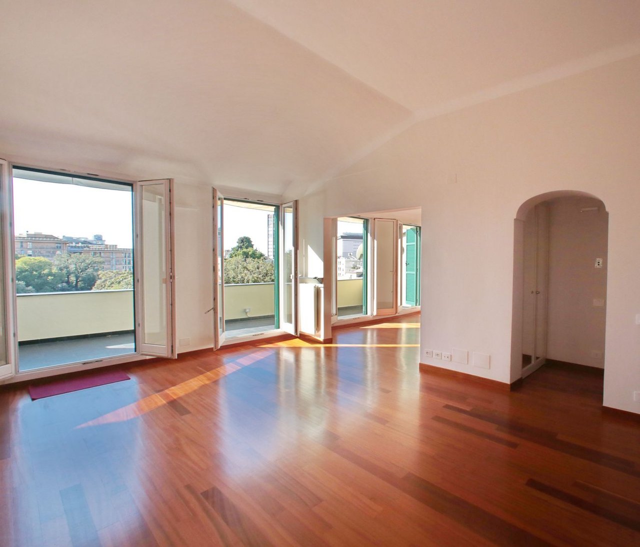 Attico in affitto in Via dei Santi Giacomo e Filippo, 35 Cover