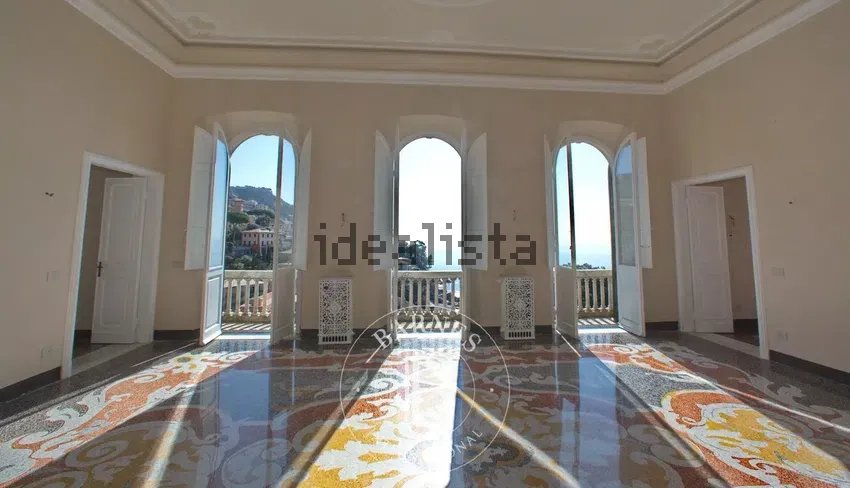 Appartamento in affitto in Via Duchessa Luisa Canevaro, 2 Cover